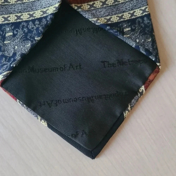 2/30$ METROPOLITAN MUSEUM  OF ART vintage tie - Picture 5 of 6